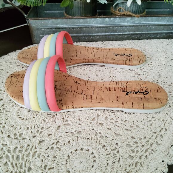Qupid Women's Puffy Strappy Cork Slide Sandal with Pastel Colors in Size 7 - Picture 4 of 11